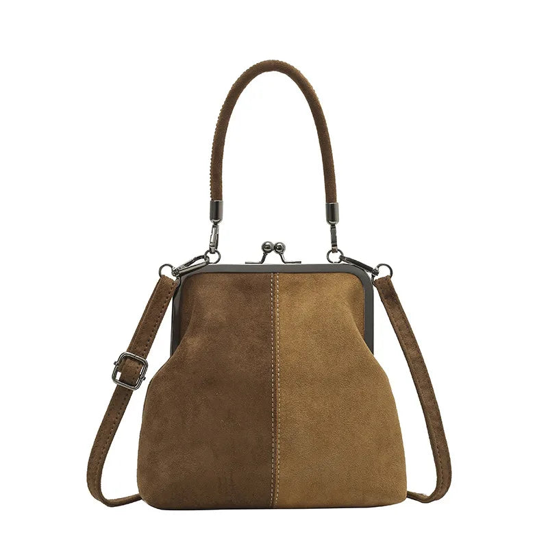pouche pelle (NH49425858)