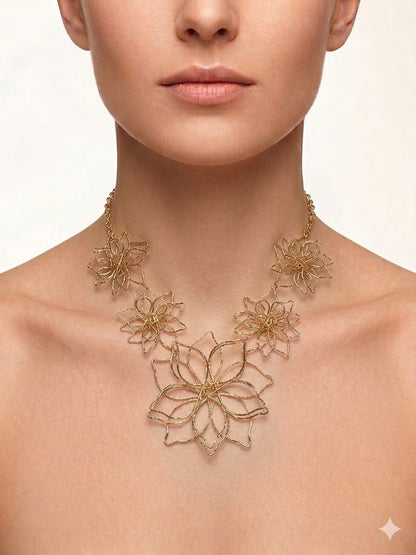 collana fiore stilizzato